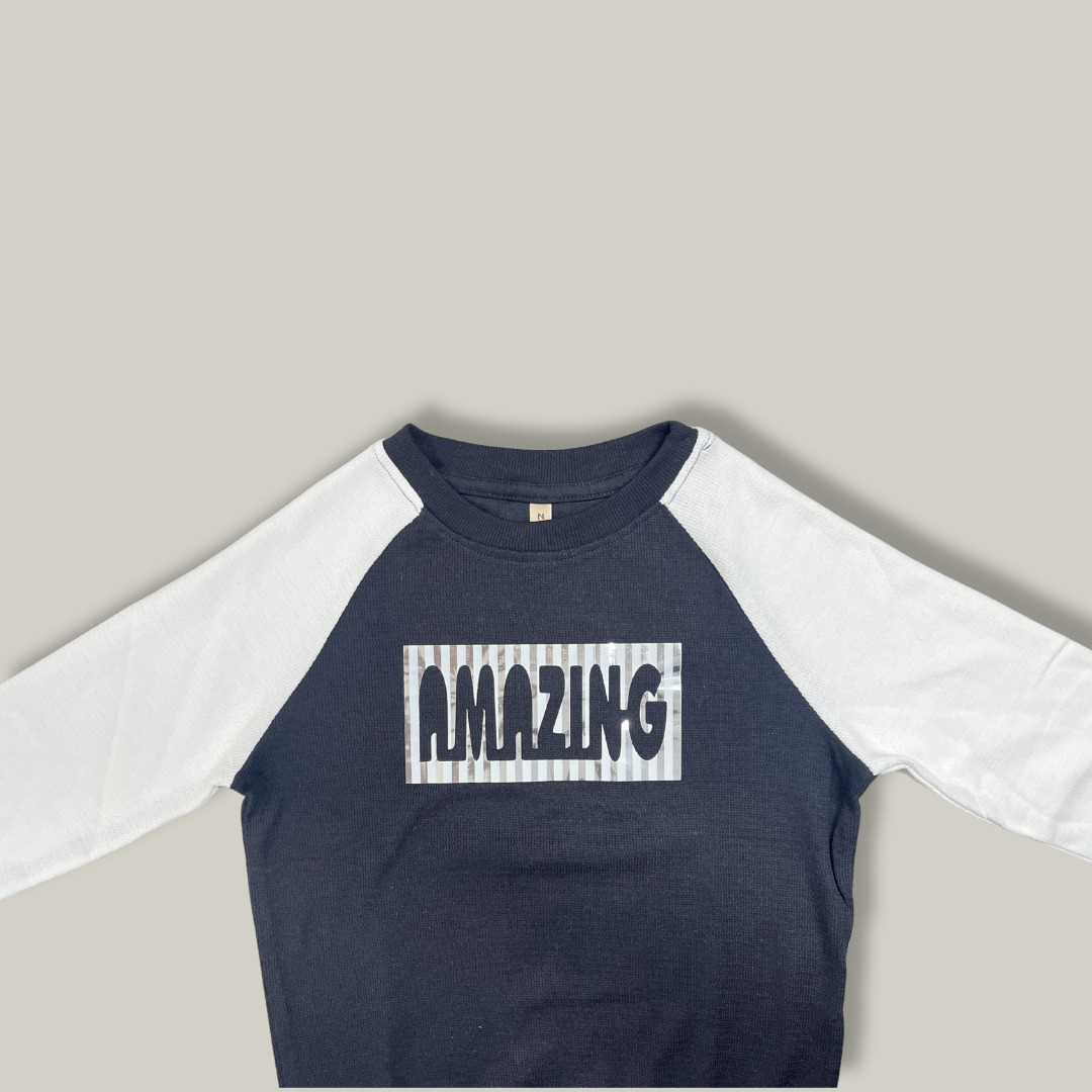 Kids' "Amazing" Raglan Sweatshirt – Black & White